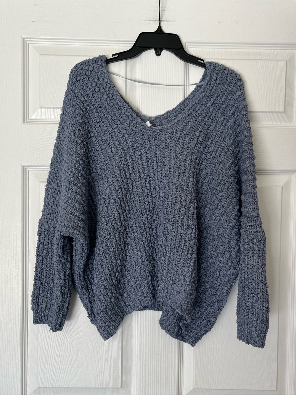 NWOT Wishlist V-Neck Chunky Knit Sweater